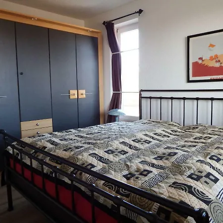 Apartment Oase 28 *
